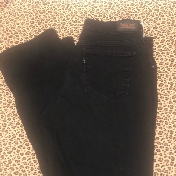 Black Levi’s 505 jeans - Picture 1 of 4